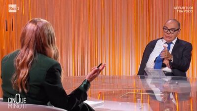 Copertina di Vespa e l’esordio ingessato con Meloni su Rai1: l’intervista incerottata rende anche Giorgia un po’ ammaccata