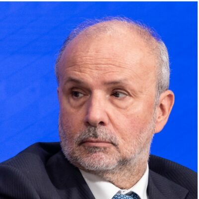 Copertina di Un italiano su 10 rinuncia a curarsi, ma la “pagella” del ministero della Salute promuove 18 Regioni su 21. Gimbe: “Non misura l’effettivo accesso alle cure”
