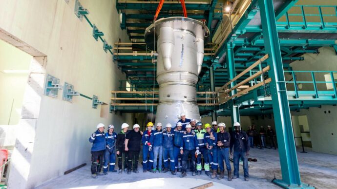 Buio su costi, scorie e poteri: ecco il nucleare di Meloni &C.