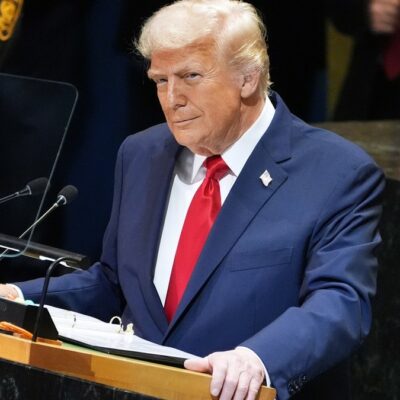 Copertina di Corte penale internazionale assaltata dagli Usa. Trump: “È fuorilegge, gli Stati devono uscire”