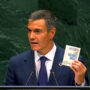 Copertina di Sanchez mostra la carta dell’Onu e difende il multilateralismo: “Vogliono distruggerlo ma è il miglior strumento dell’umanità”