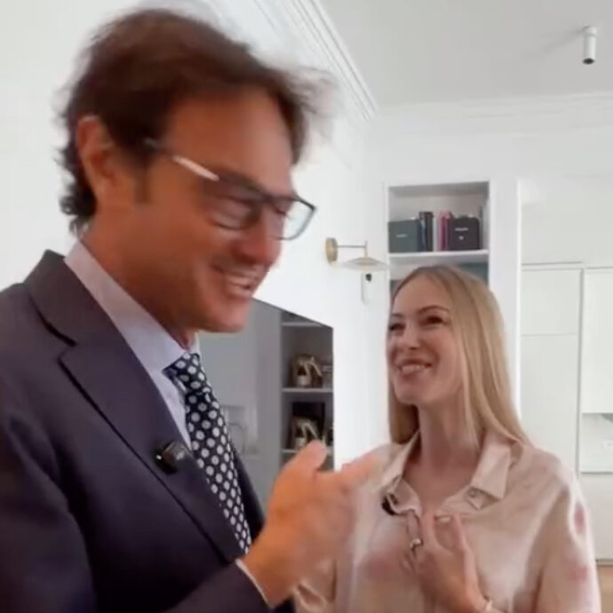 Taylor Mega vende casa a Brera: nel video tour arriva Gianluca Torre di “Casa a prima vista”. Ecco quanto costa e com’è fatta dentro