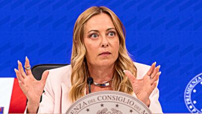 Copertina di Nucleare, Meloni: “Voglio ringraziare Calenda, ci sono ancora politici che per il bene del Paese sanno andare oltre gli steccati”