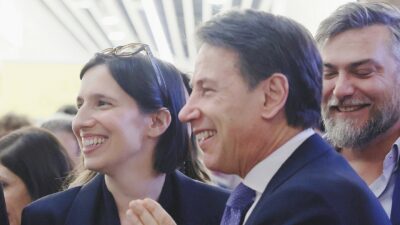 Copertina di Programma, la fretta dei 5S “Il Pd è fermo, che aspetta?”