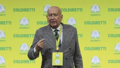 Copertina di La lettera futurista del  capo di Coldiretti:  “Tutti a Roma: noi anti-sistema nel sistema”