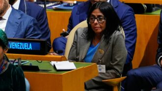 È disgelo tra Usa e Venezuela: il chavismo resta in sella, ma la sovranità va a Trump