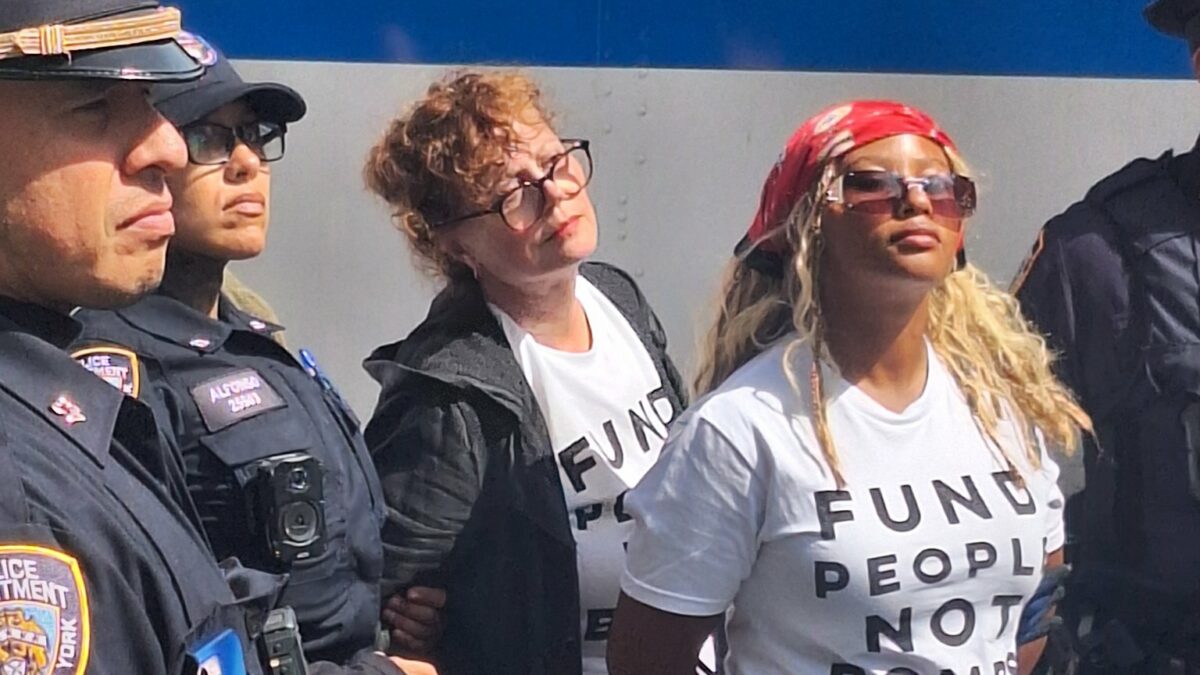 assemblea onu arrestata l8217attrice susan sarandon protestava contro la presenza di benjamin netanyahu da Ilfattoquotidiano.it assemblea onu arrestata l8217attrice susan sarandon protestava contro la presenza di benjamin netanyahu