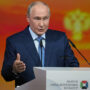 Copertina di Putin: “La Russia non sta preparando attacchi contro l’Europa, non abbiamo alcun motivo per farlo”