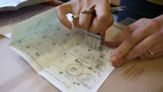 Copertina di Arriva la tessera elettorale digitale, l’annuncio di Zangrillo: “Alle prossime elezioni basterà portare lo smartphone”