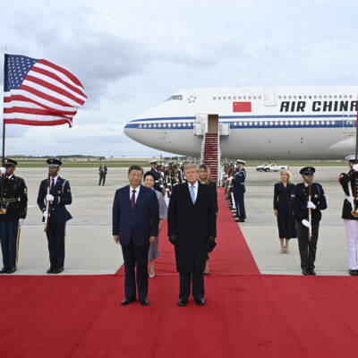 Copertina di Trump e Xi, è stato il summit dell’accortezza: nulla di fatto su Taiwan, Iran e IA. L’unico risultato è il prolungamento della tregua commerciale