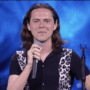 Copertina di “Il personaggio più assurdo che abbia mai visto”: Jake La Furia a X Factor 2026 impazzisce per Alex – VIDEO