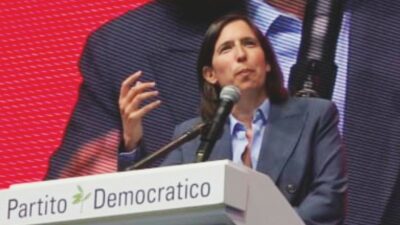 Copertina di Schlein insiste: “Il programma c’è” Ma non cita Gaza e ignora “Naza”