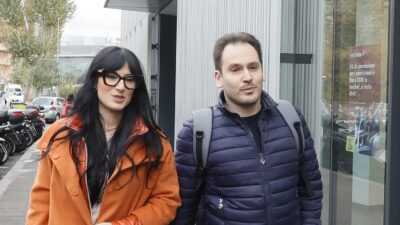 Copertina di “Sì, io e Andrea Sempio abbiamo avuto una storia. Siamo stati insieme tre mesi. Se siamo andati oltre il bacio? Le cose le faccio bene o non le faccio”: la confessione dell’avvocata Angela Taccia