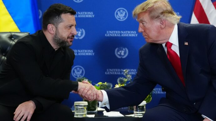 Tregua energetica, riapertura del corridoio del grano e negoziati: la road map fissata da Trump e Zelensky per la fine della guerra in Ucraina