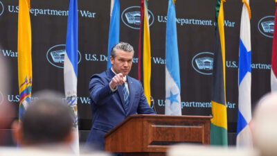 Copertina di Cbs: “Gli Usa preparano rinforzi per il Southern Command in chiave anti-Cuba”. L’Onu: “C’è già una guerra, senza le armi”
