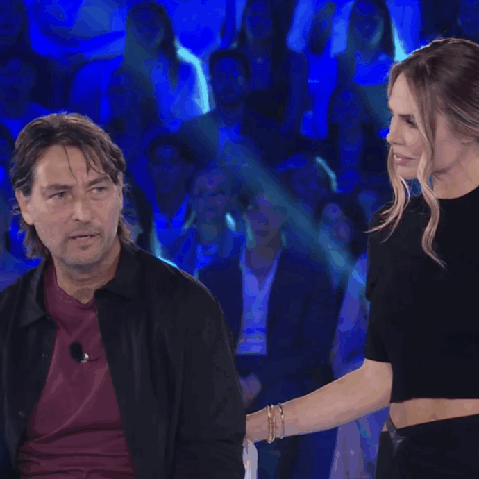 “Mi scuso con tutti. È stato un blackout, mi sono sentito tradito da me stesso”: Simone  Annicchiarico dopo la bestemmia al Grande Fratello Vip. Ma potrebbe rientrare nella Casa