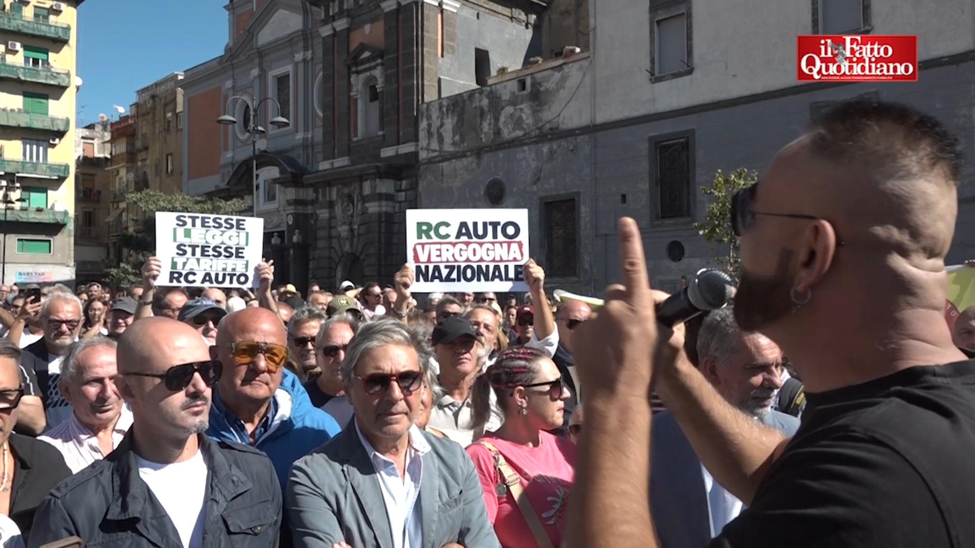 caro carburante e rc auto corteo a napoli per una mobilitazione nazionale assurdo pagare l8217assicurazione 4 volte di pi249 che al nord da Ilfattoquotidiano.it caro carburante e rc auto corteo a napoli per una mobilitazione nazionale assurdo pagare l8217assicurazione 4 volte di pi249 che al nord