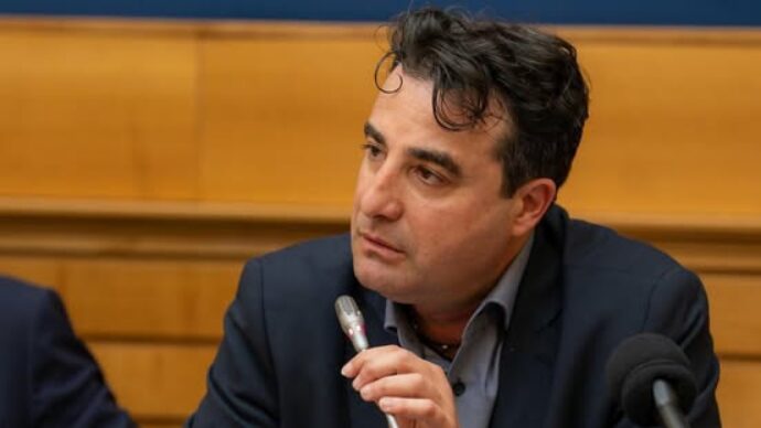 Antimafia, premio Michele Cavaliere a Vincenzo Iurillo per gli scoop sul “Sistema Sorrento”: “Giornalista rigoroso che mantiene viva l’attenzione sulla legalità”