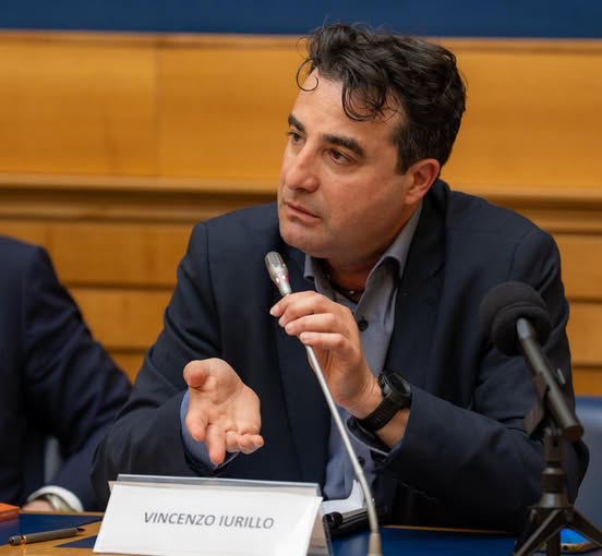 antimafia premio michele cavaliere a vincenzo iurillo per gli scoop sul sistema sorrento giornalista rigoroso che mantiene viva l8217attenzione sulla legalit224 da Ilfattoquotidiano.it antimafia premio michele cavaliere a vincenzo iurillo per gli scoop sul sistema sorrento giornalista rigoroso che mantiene viva l8217attenzione sulla legalit224