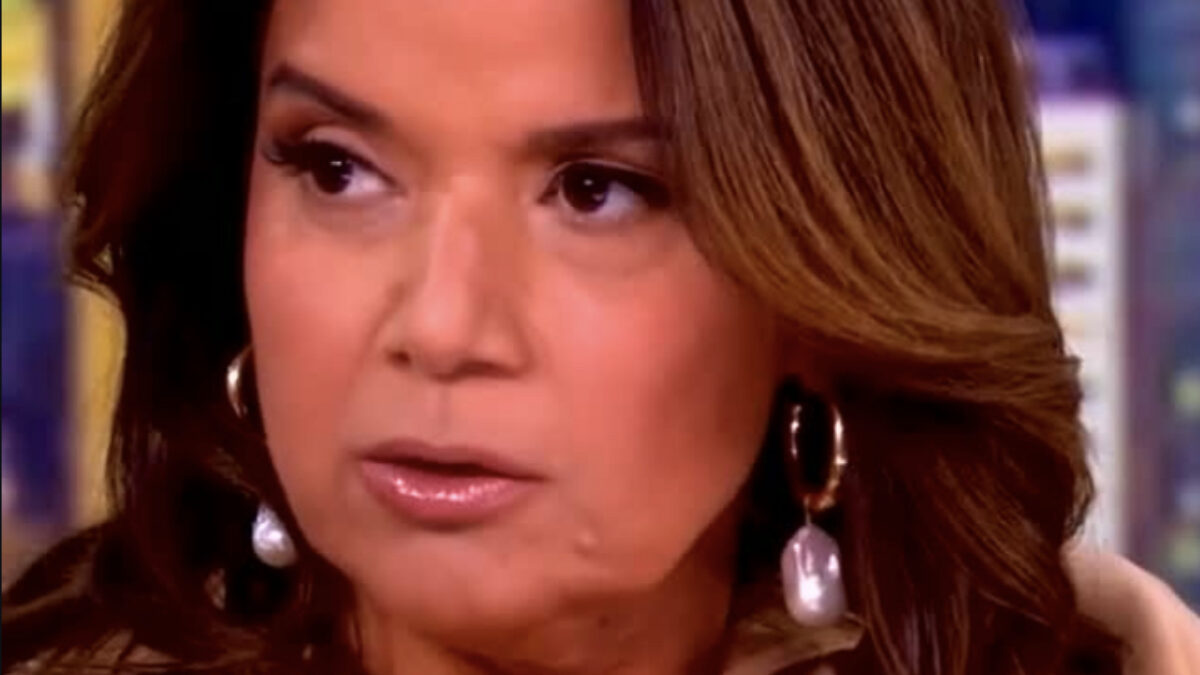 “La diagnosi di mio marito è stata un pugno nello stomaco. Non volevo che fosse il Parkinson. Non trattate i malati in modo diverso, non ermaginateli”: così Ana Navarro