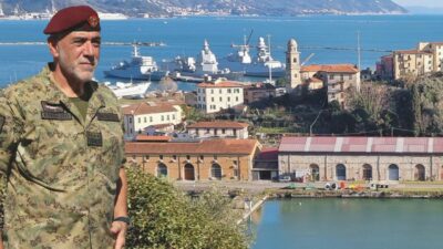 Copertina di Caserme, lo Stato ora fa dietrofront: rivuole quelle vuote