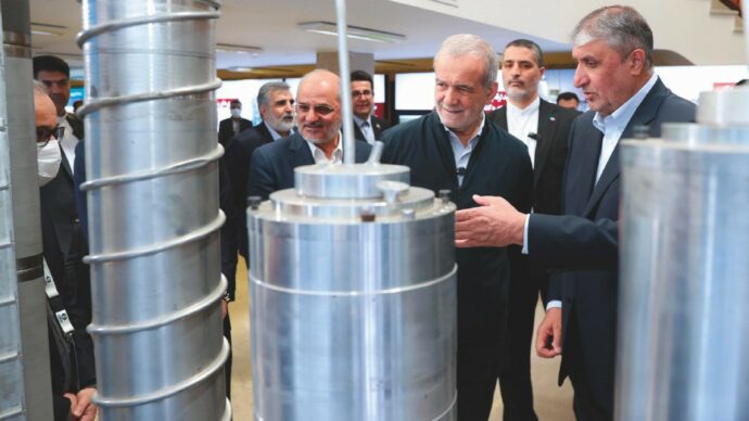 Nucleare, l’Iran riapre all’Aiea, Trump minaccia