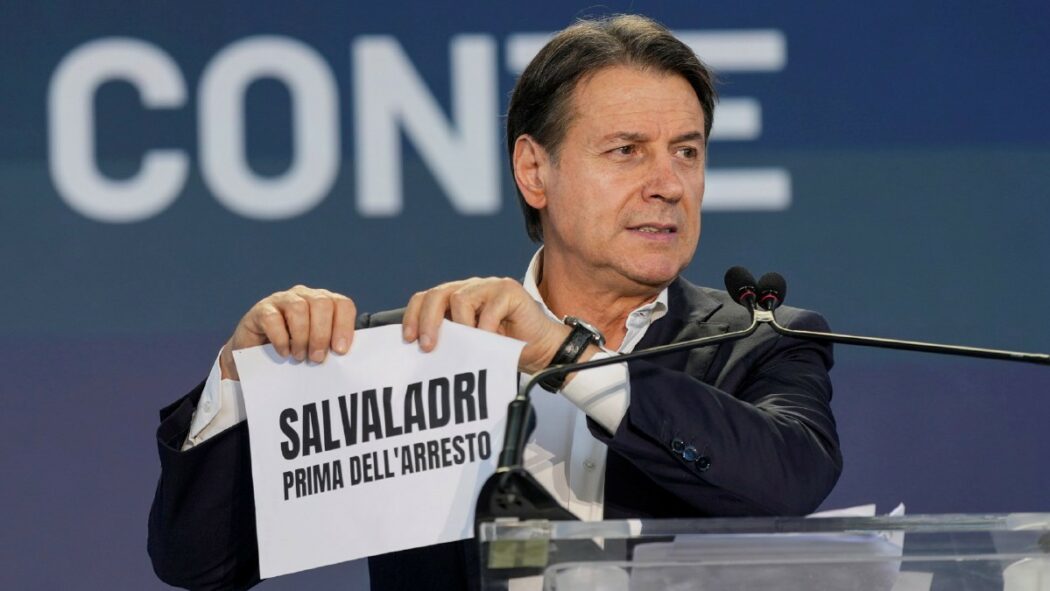 Le truppe per i gazebo. Conte vede giovani e arruola veterani