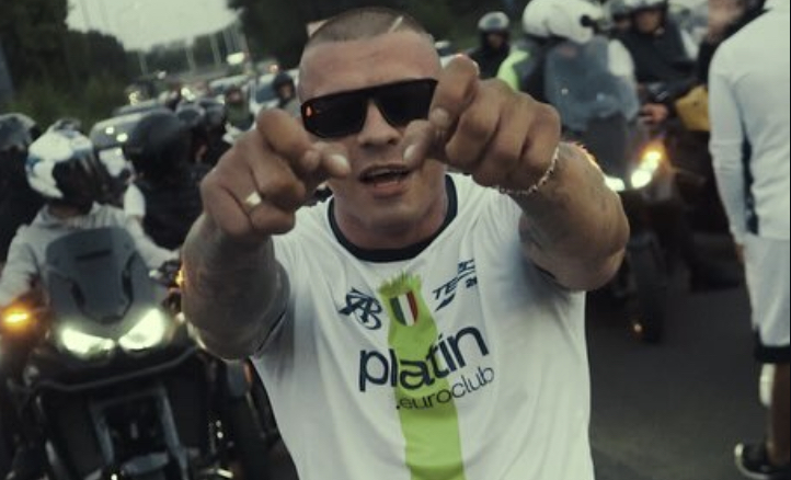351 bratan espulso e rimpatriato in moldavia il trapper ha bloccato la milano meda per un videoclip musicale da Ilfattoquotidiano.it 351 bratan espulso e rimpatriato in moldavia il trapper ha bloccato la milano meda per un videoclip musicale