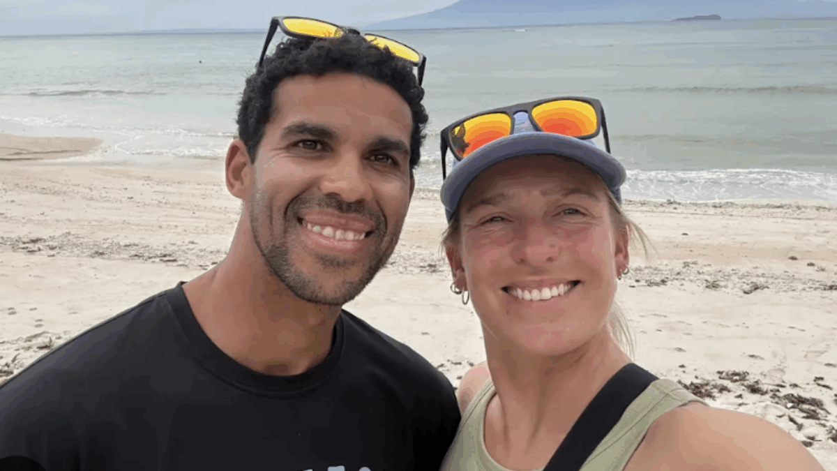 “Dall’Olanda a un riad in Marocco: Ora guadagniamo meno, ma viviamo meglio e ci godiamo la vita andando al mare”: la storia di Nina Ottevanger e Ilyass