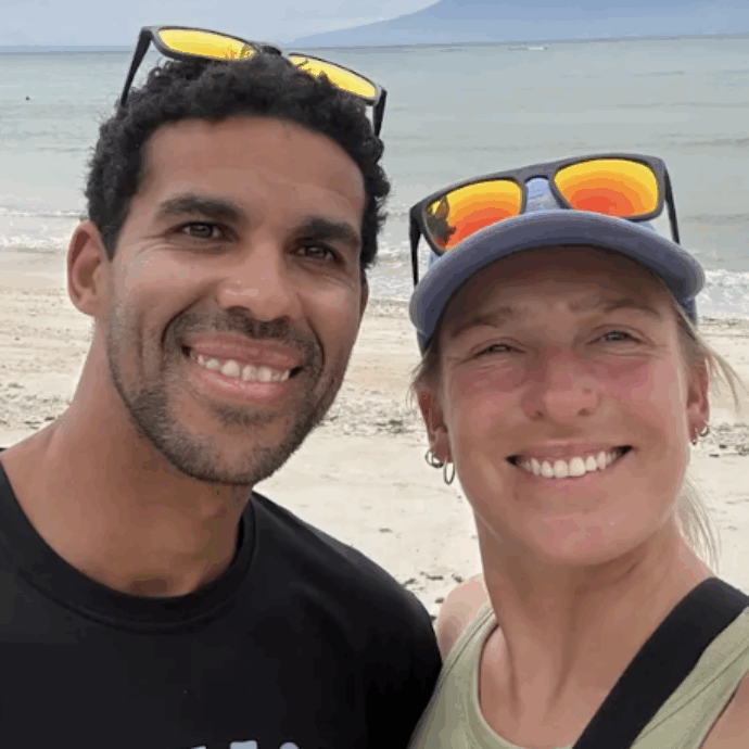 “Dall’Olanda a un riad in Marocco: Ora guadagniamo meno, ma viviamo meglio e ci godiamo la vita andando al mare”: la storia di Nina Ottevanger e Ilyass