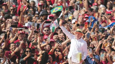 Copertina di Brasile, la guerriglia tra le gang può complicare la corsa di Lula
