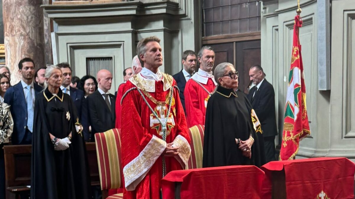 i titoli di casa savoia e il cavalierato che scotta dal principe emanuele filiberto al deputato fdi ora nessuno li rivendica da Ilfattoquotidiano.it i titoli di casa savoia e il cavalierato che scotta dal principe emanuele filiberto al deputato fdi ora nessuno li rivendica