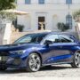 Copertina di Audi A3, trent’anni e non sentirli. La berlina dei quattro anelli si aggiorna e costa meno – FOTO