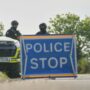 Copertina di Esplosivi alla base Raf di Fairford: i 5 uomini arrestati sono cittadini britannici. Indagini su collegamenti con Iran o Russia