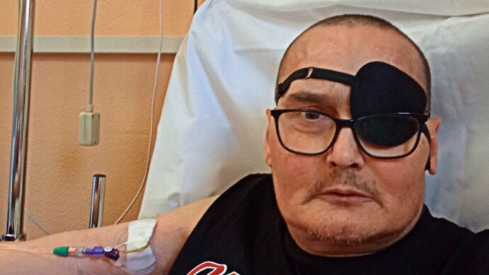 Morto Stefano Milani, il tifoso del Milan diventato famoso su X. Da Bertolucci a Valenti: “Ha lottato come nessuno, mai un passo indietro”