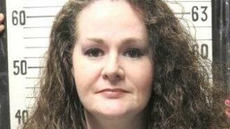 Copertina di Usa, negata la grazia a Christa Pike: fu condannata a morte per un delitto commesso a 18 anni dopo una vita di abusi