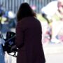 Copertina di Q8 segue Eni e Ip: tetto ai carburanti da ottobre per un mese. Consumatori: “Gli sconti dimostrano gli ampi margini di profitto delle società. Sopra i 2 euro non si può cantare vittoria”