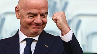 Infantino dichiara guerra all’Europa e porta la Fifa in tribunale contro l’Uefa: l’accusa di “campagna di disinformazione”