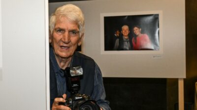 Copertina di Morto Umberto Pizzi, il fotografo del Cafonal e della dolce vita che dava del tu ai divi di Hollywood