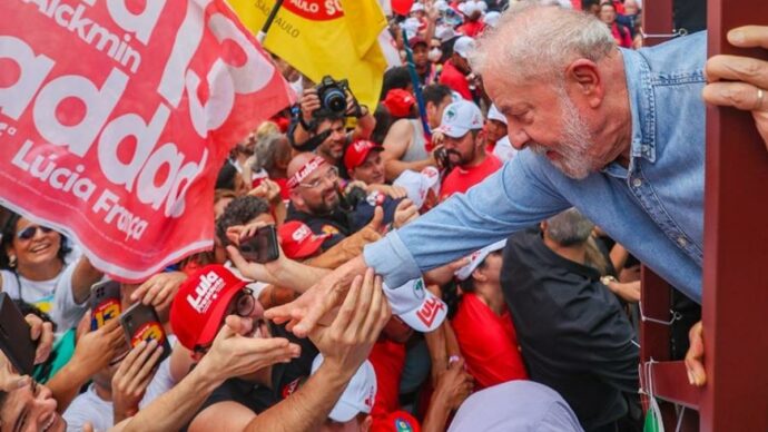Il ballottaggio in Brasile deciderà se il Paese diventerà una potenza o una miniera