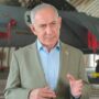 Copertina di 7 ottobre, Netanyahu querela tutti e avvisa: “Preparano attacchi”