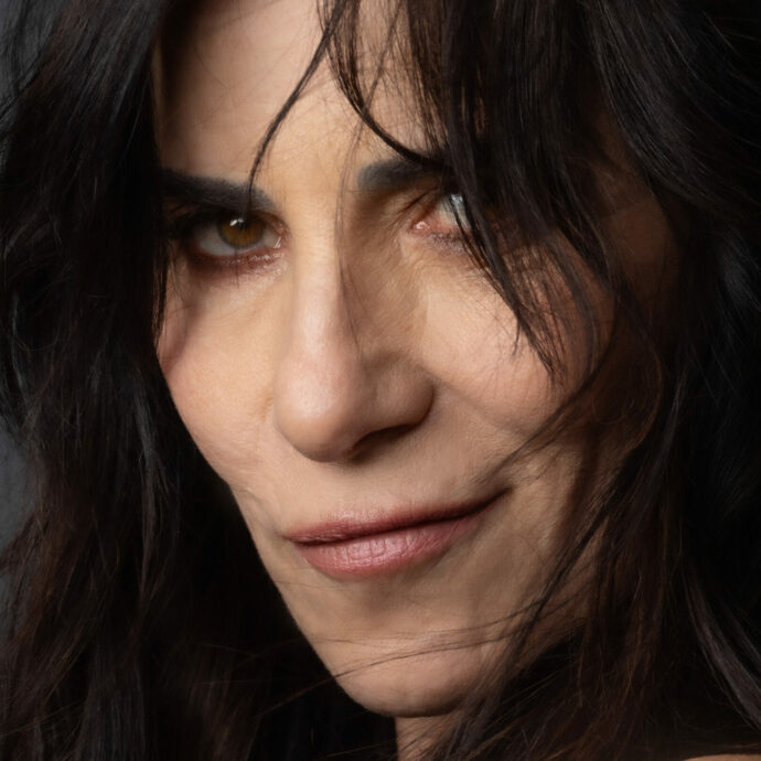 “Persone sradicate dalla loro terra, maltrattate, affamate o uccise senza pietà e senza che molti Paesi (come il nostro) muovano un dito. E se ci fossimo noi al posto loro?”: così Paola Turci