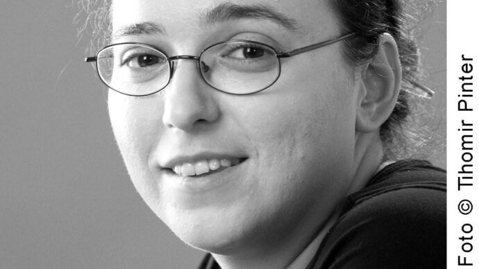 Veronika Dintinjana, la geografia del Mediterraneo (traduzione di Michele Obit)