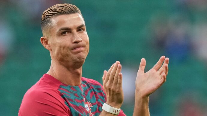 “Addio, è stato bello”: Cristiano Ronaldo rompe con il Portogallo e abbandona il ritiro. È la fine di un’era: “Dirò la verità”