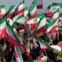 Copertina di L’Iran che resiste: “I giovani hanno una capacità critica che gli ayatollah faticano a frenare. L’aggressione di Usa e Israele però ha peggiorato la situazione”