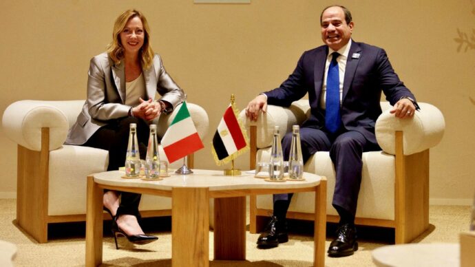Imbarazzo a destra: slitta l’ok all’asse sulla Difesa col Cairo