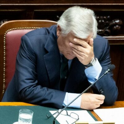 Copertina di FI, litigi e sfoghi in chat sulla fuga con Vannacci. Occhiuto contro Tajani