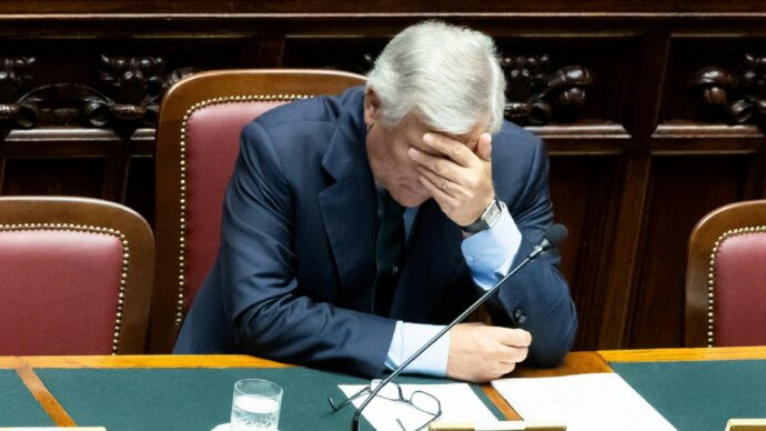 FI, litigi e sfoghi in chat sulla fuga con Vannacci. Occhiuto contro Tajani