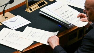 Copertina di Iniziato l’esame alla Camera tra timori e sospetti: oggi il voto segreto sulle pregiudiziali