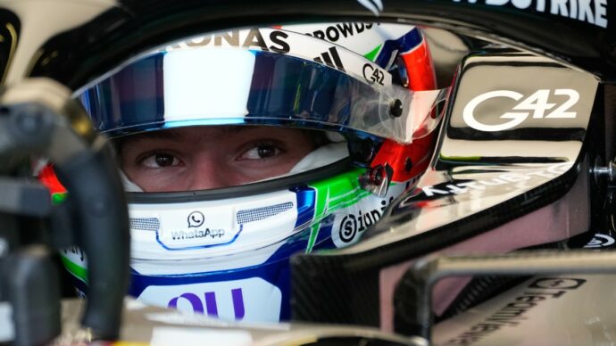 Orari Formula 1 Gp Malesia: si torna a Sepang dopo 9 anni | Dove vedere qualifiche e gara in tv e streaming (Sky, Now, TV8)